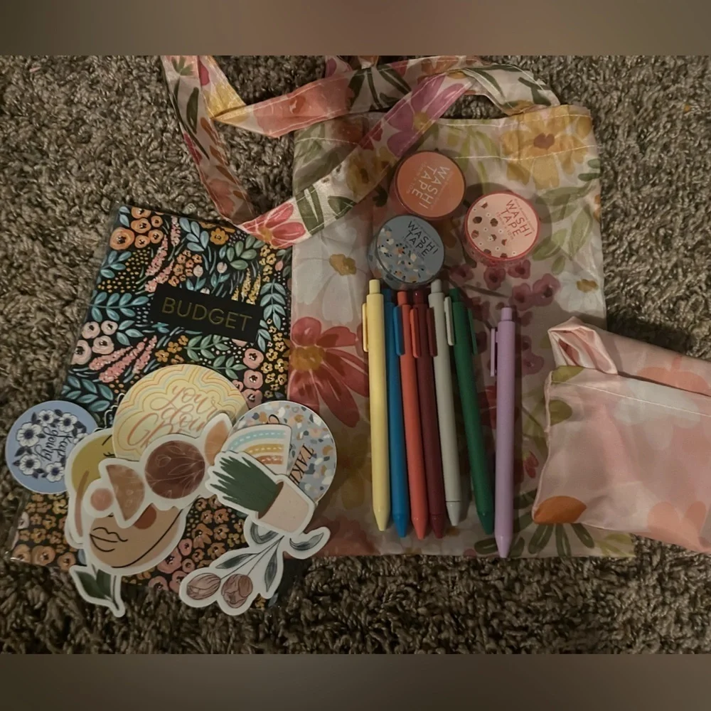 Elyse Breanne design grab bag